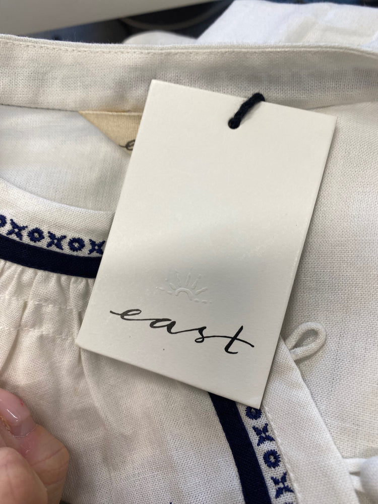 Fabulous EAST Blouse UK XL White navy pattern cotton GC459