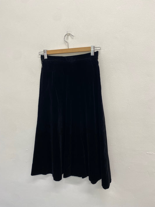 Fabulous Jaeger Skirt UK 8 Black A line vintage cottage core AT002