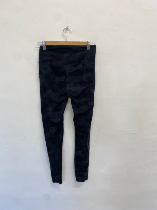 Fabulous Lululemon Leggings pocket UK 12 Black camouflage PS462