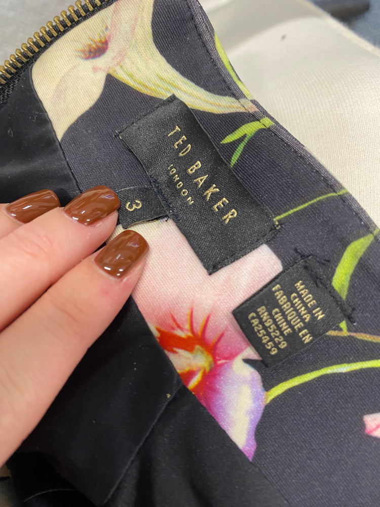 Fabulous Ted Baker jalita Dress UK 12 Multicolor floral PS462