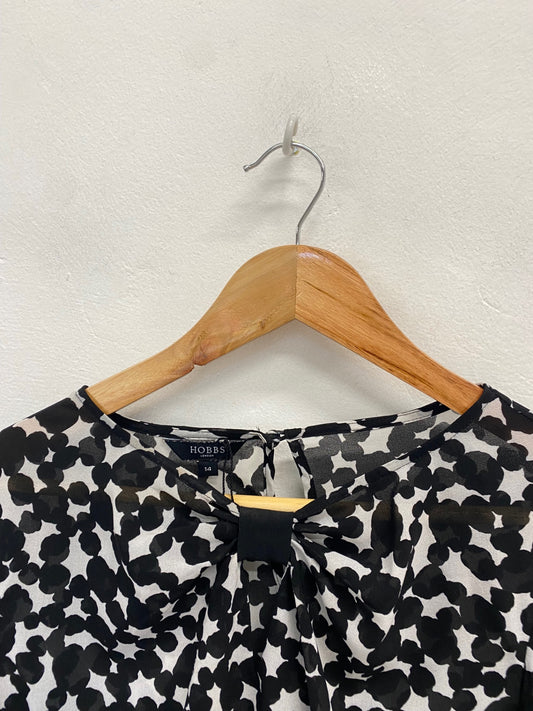 Fabulous Hobbs Blouse UK 14 Black and White spotted semi sheer JF463