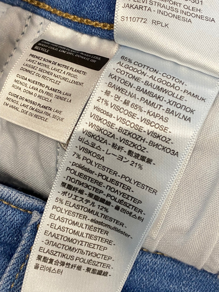 Fabulous Levi’s 725 high rise Bootcut Jeans W25” L30 AP464