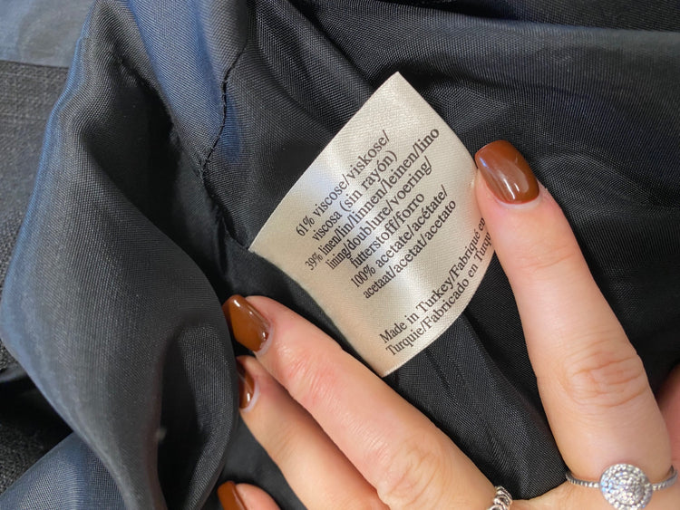 Fabulous Laura Ashley Blazer UK 16 Black crop linen AS466