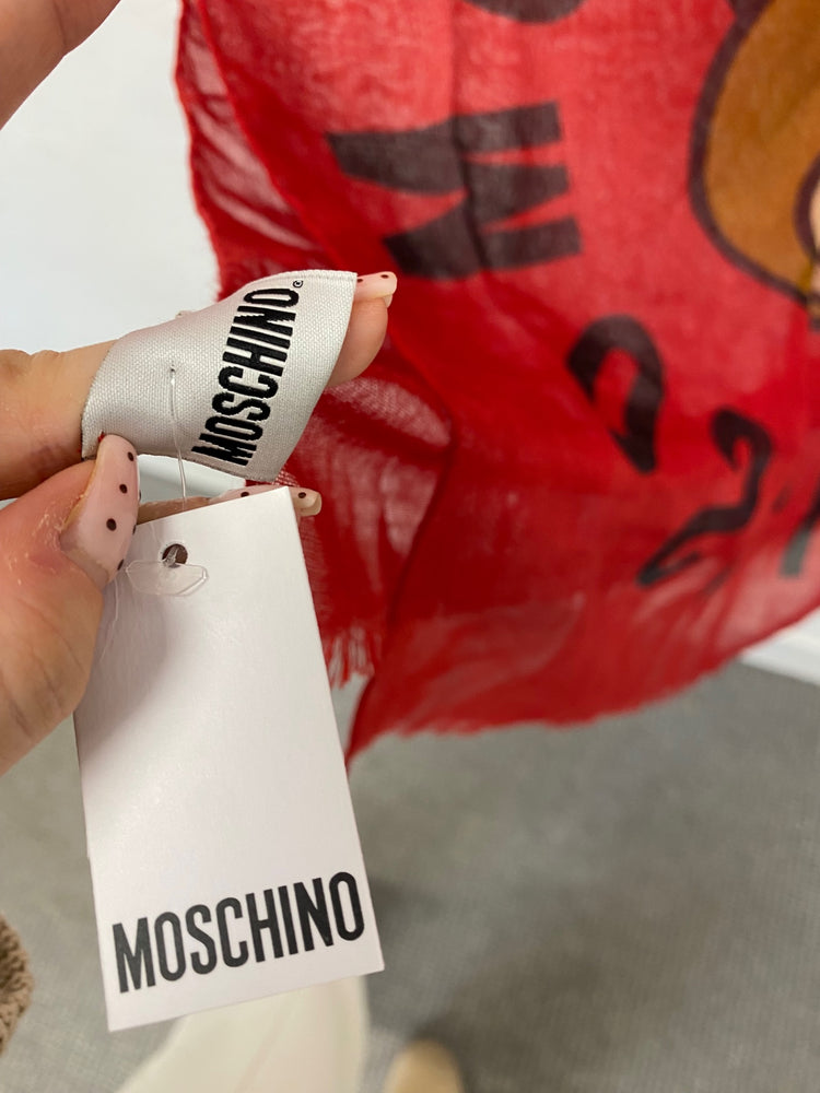 Fabulous Moschino Scarf One size Red teddy silk wool YS486