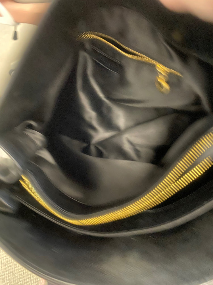 Fabulous Vintage Y2K Moschino Handbag One Size Black Gold hardware SM487