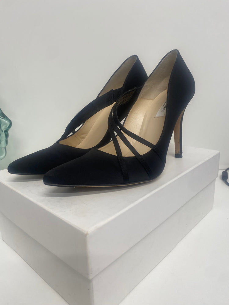 Fabulous Lk Bennett formal court heeled shoes Uk7 Black VG491