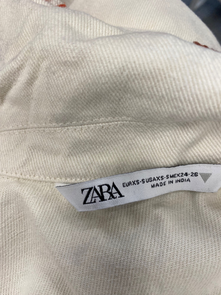 Fabulous Zara Denim Jacket UK S Beige embroidered SH493