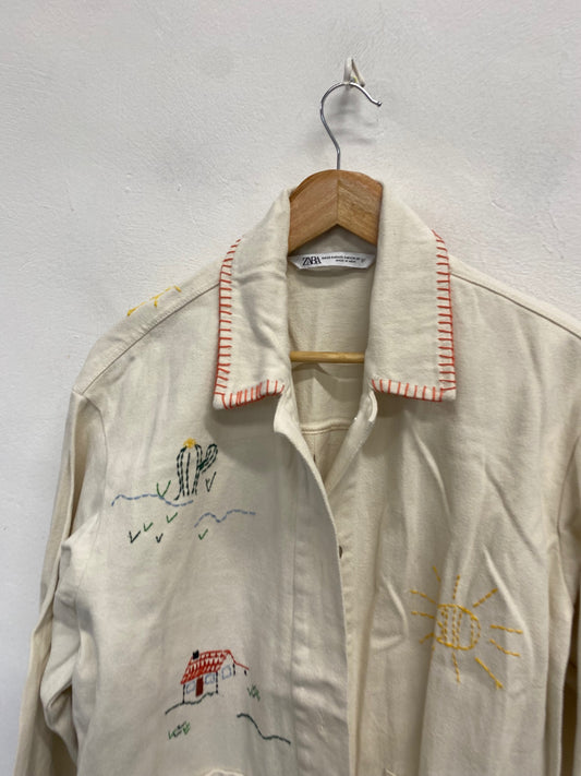 Fabulous Zara Denim Jacket UK S Beige embroidered SH493