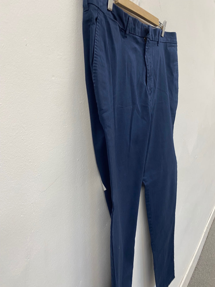 Fabulous Marks & Spencer chino Trousers W40" Navy SH493