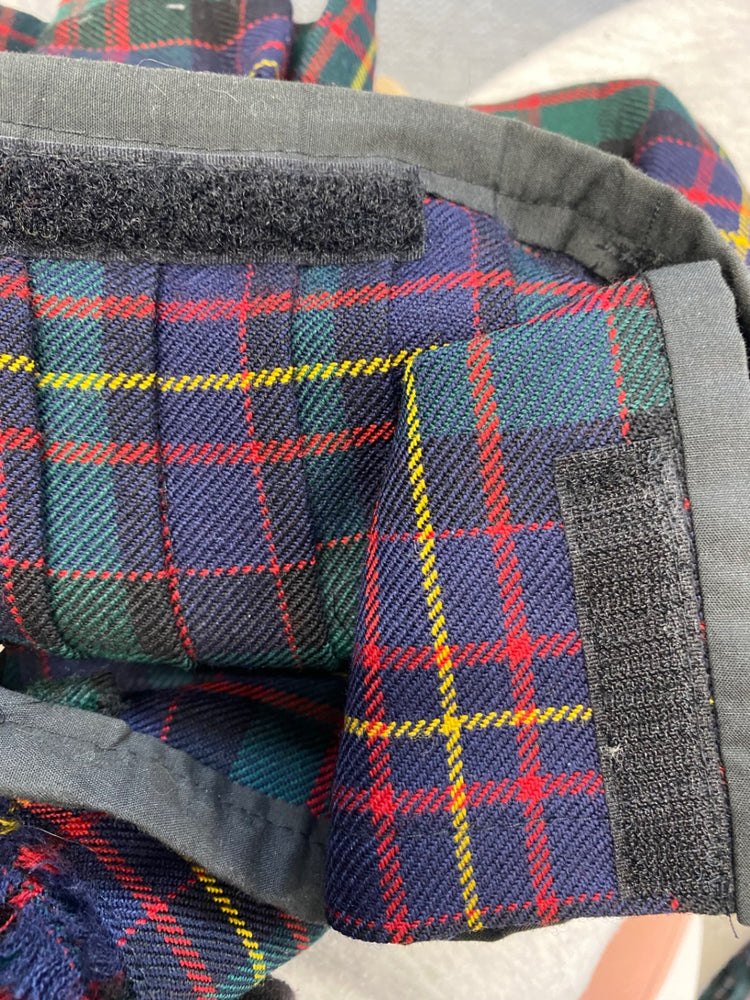 Fabulous Cameron Kilt W18” drop 11”Red green kids MD001