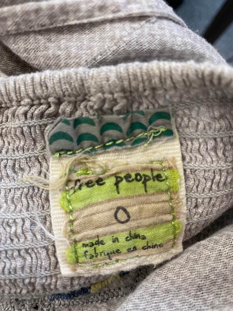 Fabulous Free people size 0 vintage Y2K butterfly Top UK6 Grey AE001