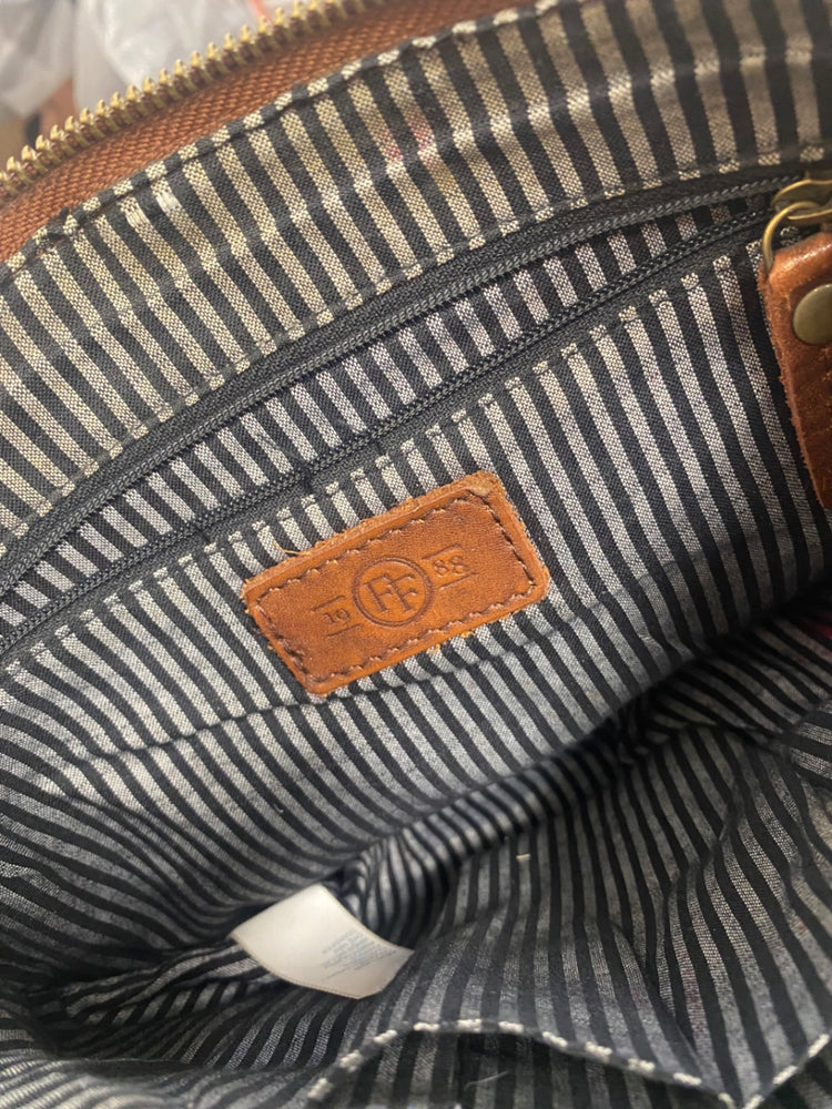 Fabulous FatFace vintage crossbody leather Bag One size Tan KJ497