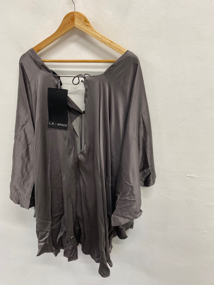 Fabulous L.A-Space silk cape Playsuit UK 10 Grey party RG020
