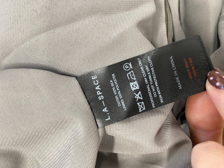 Fabulous L.A-Space silk cape Playsuit UK 10 Grey party RG020