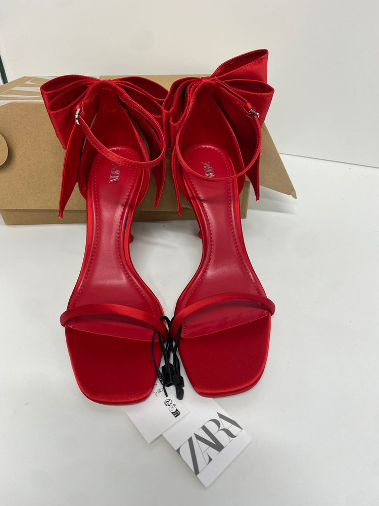 Fabulous Zara Heels UK 6 Red bow festive classy new RG020