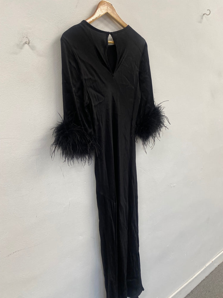 Fabulous Rewritten Satin elegant Dolly Dress feather cuffs UK14 Black SS002
