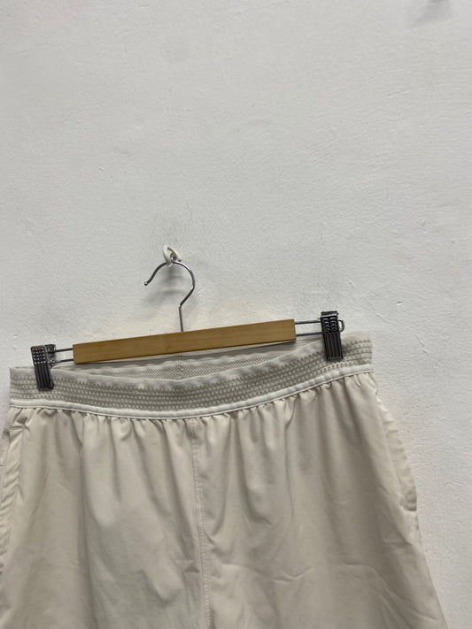 Classic Fabletics men’s Shorts UK L Cream active CP002