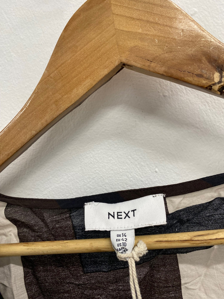 Fabulous Next Two-piece set UK 14 Brown beige lightweight FQ501