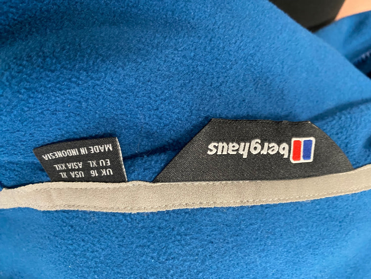 Fabulous Berghaus Fleece Jumper UK 16 Blue LG276