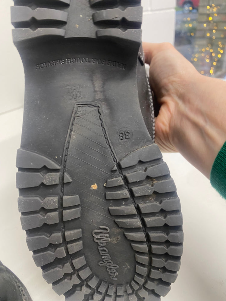 Fabulous Wrangler leather fur trim Boots UK5 Black GS502