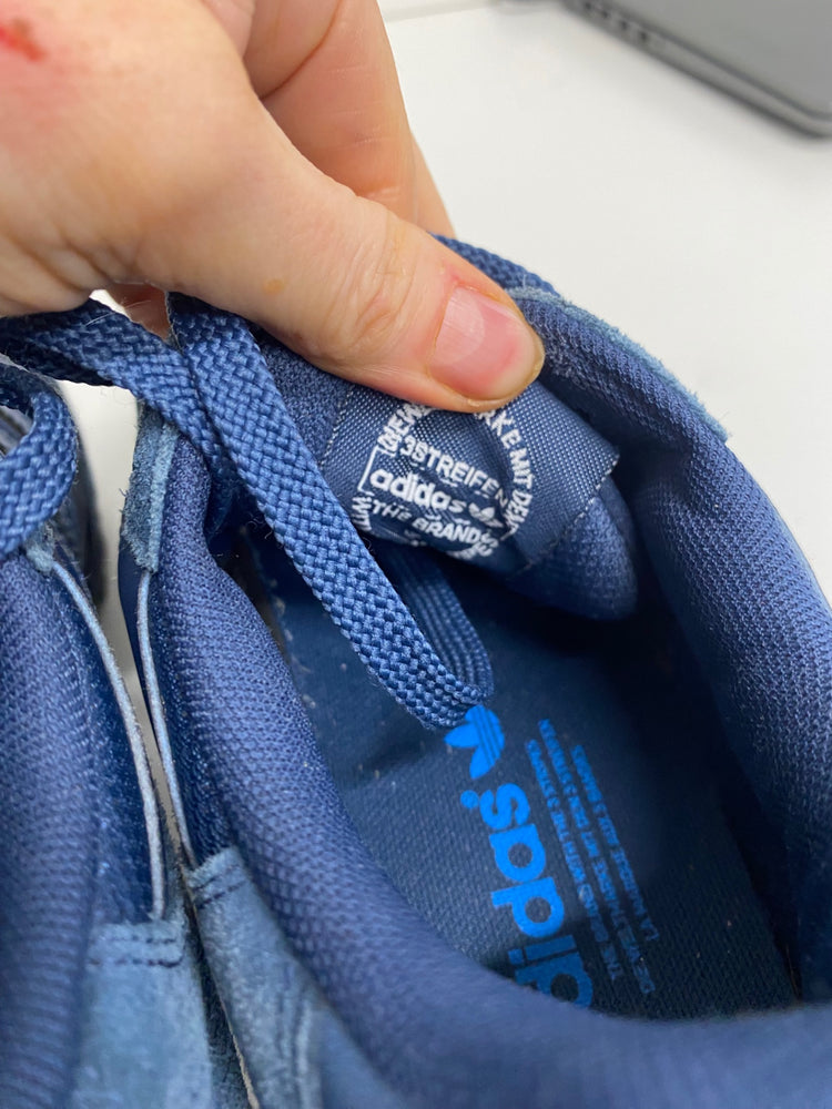 Fabulous Adidas ZX 750 suede Sneakers Uk8 Navy Blue Classics LT002