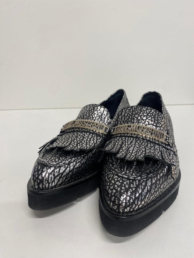 Fabulous Love Moschino Cracked Accent Loafers UK4 Silver KF221