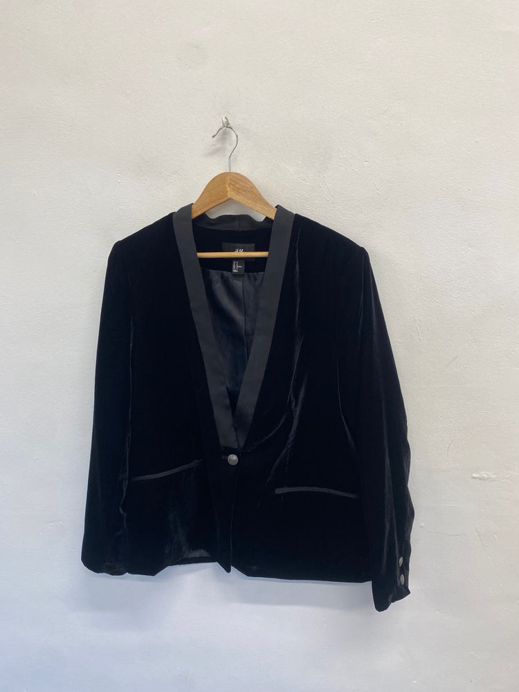 Fabulous H&M Blazer UK 18 Black velvet festive formal KM507