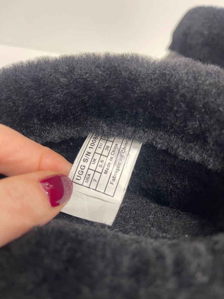 Fabulous Ugg Brielle waterproof winter Boots Uk5.5 Black KM507