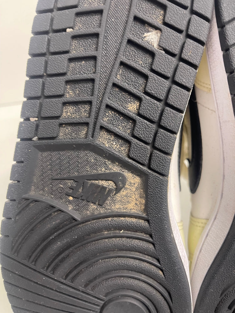 Stunning Nike Air Jordan 1 Mid SE Sneakers Uk7 Coconut AC002