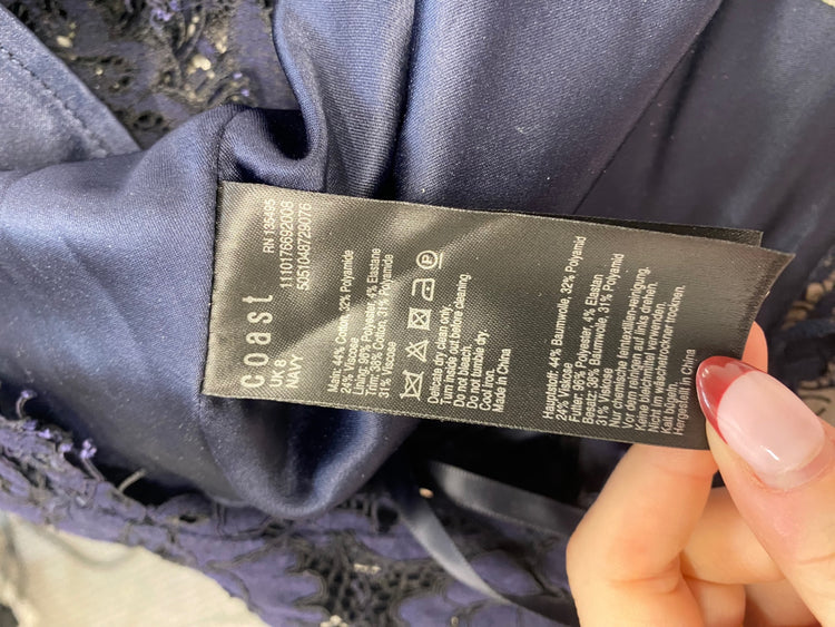 Stunning Coast Crop top UK 8 Navy lace forms CT551