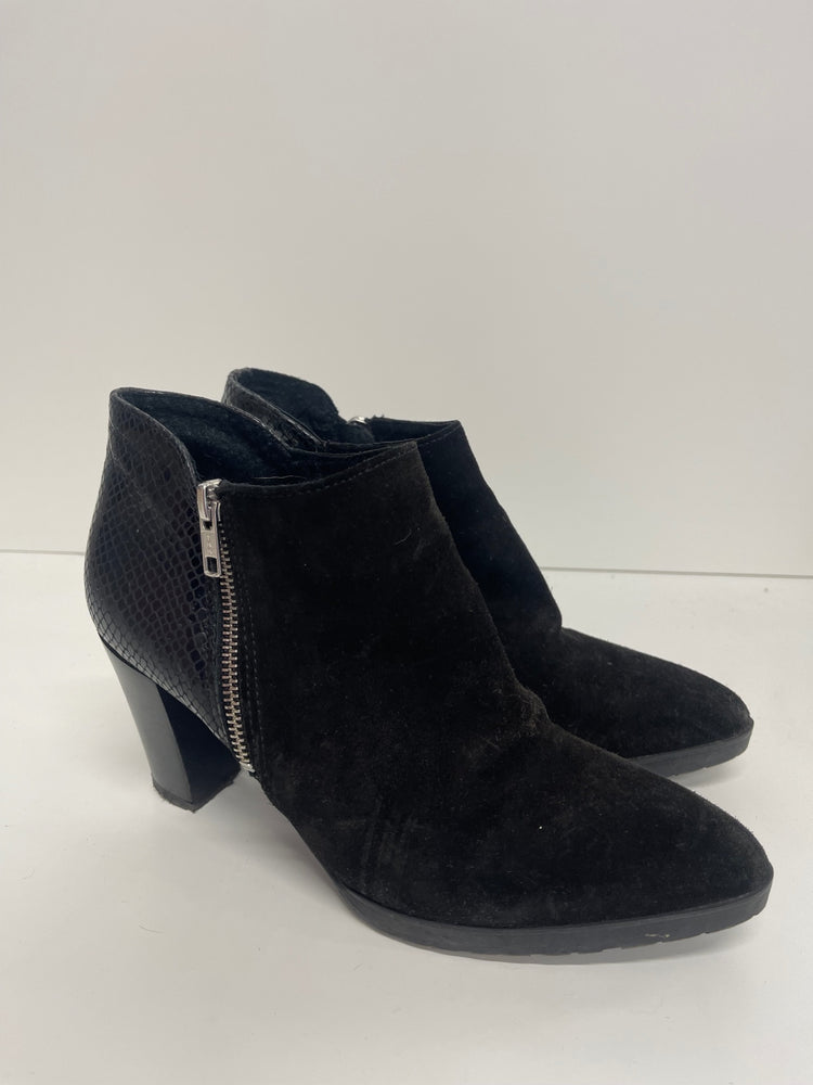 Stunning Alpe two tone leather Boots Uk7 Black EUR40 FB552