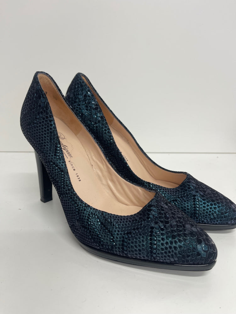 Stunning Peter Kaiser snakeskin court heels Uk6 Dark blue FB552