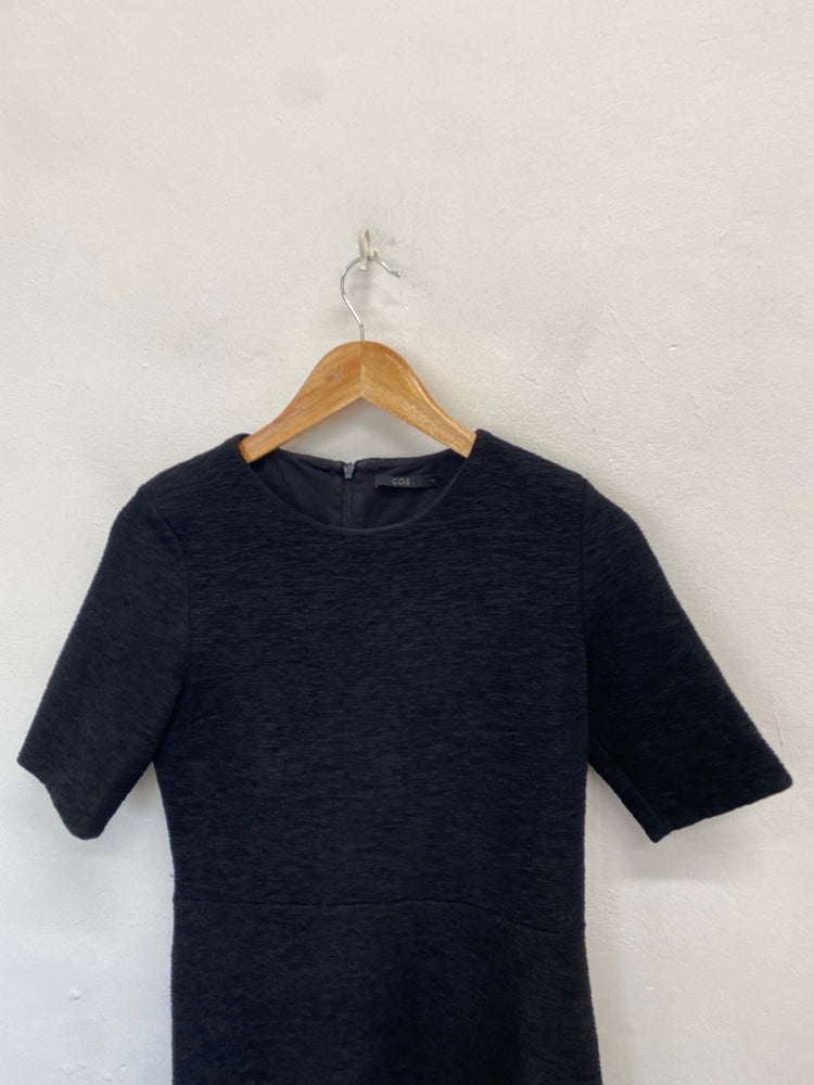 Stunning Cos Midi Dress UK 8 Black textured JP001