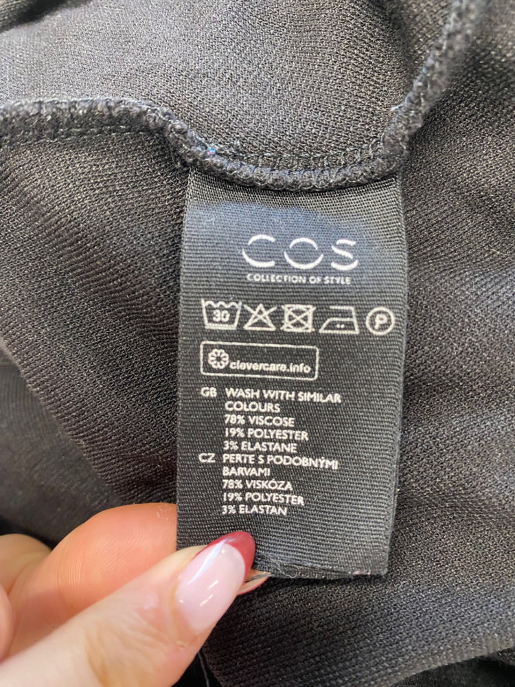 Stunning Cos Tunic top Uk 8 Black drape JP001