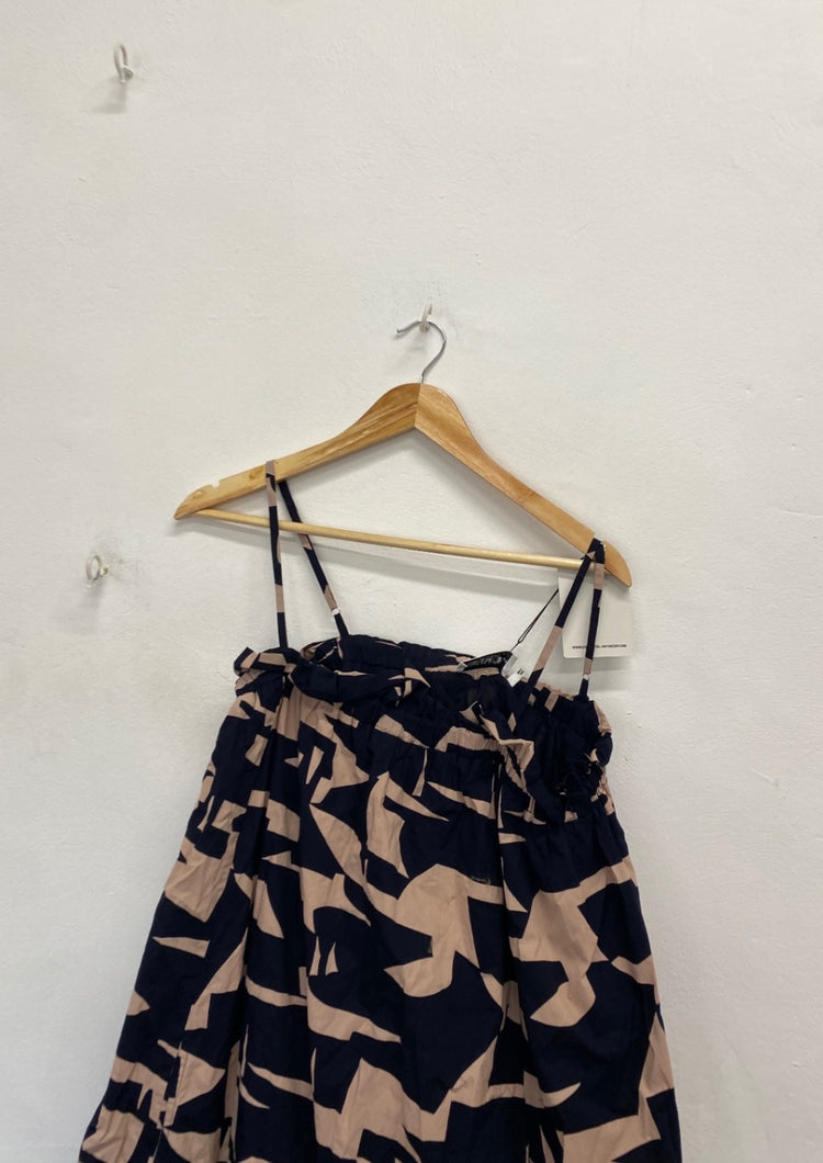 Stunning Essentiel antwerp Maxi Dress UK 12 Beige black JP001