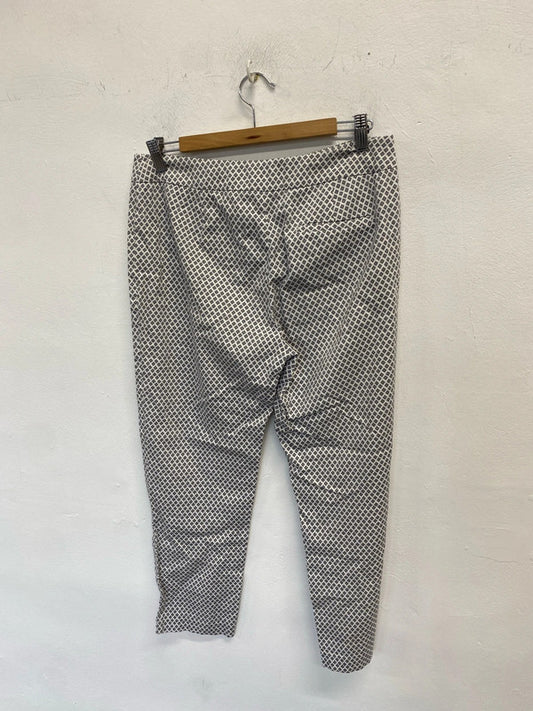 Lovely M&S capri pants grey UK 12 LD001