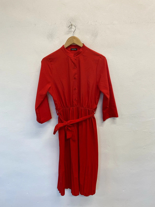 Stunning boohoo red pleated tie dress UK 12 LL003