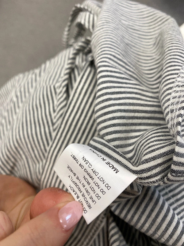 Lovely shien grey white striped Co ord tie top UK M KS002