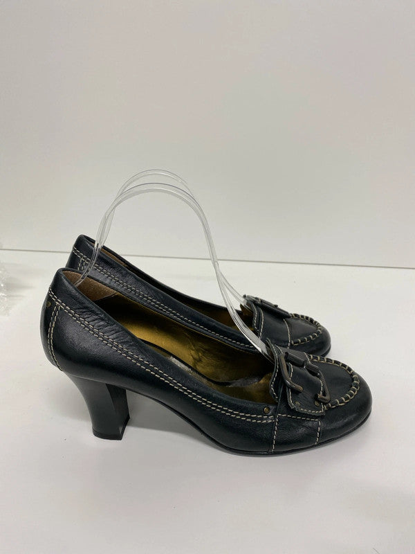Stunning classic leather court shoes from Principles Uk5 KM004