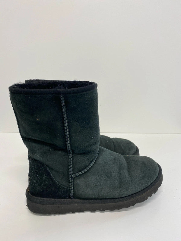 Fabulous Black Ugg boots Uk5.5 classics MS002