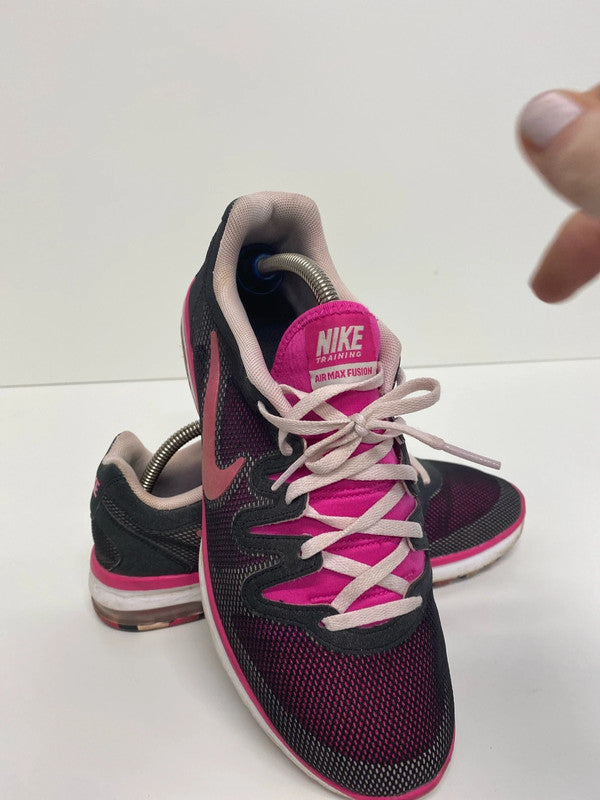 Fabulous NikeAir Max fusion Pinks & Black runners Uk7 CR002