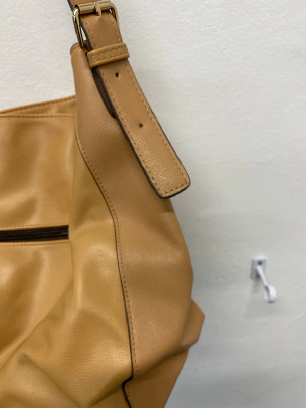 Super cute Accessorize Tan handbag faux leather KM004