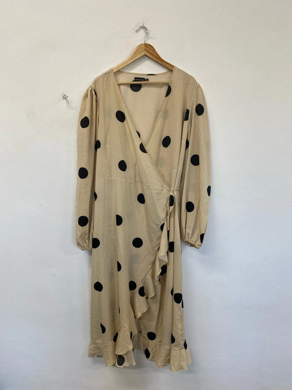 Pretty Little Thing Stunning Beige & Black Polka Dot Wrap Dress UK 24 RM002