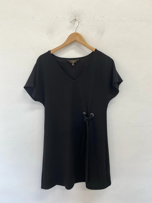 Fabulous Lipsy Black classic skater dress Uk14 GW001