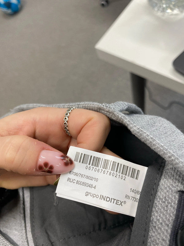 Fabulous boys zara grey smart trousers UK age 10 JB001