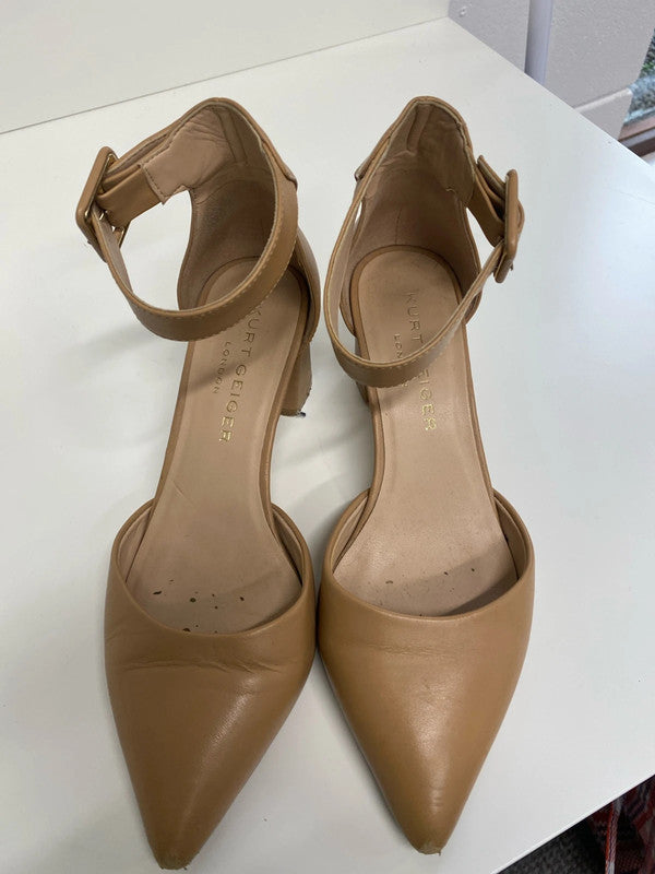 Fabulous Kurt Geiger Nude heels with ankle straps Uk4 SS002