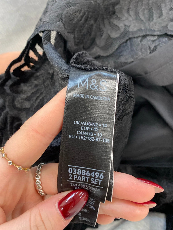 Lovely m&s black lace underlayer blouse UK 14 LB005