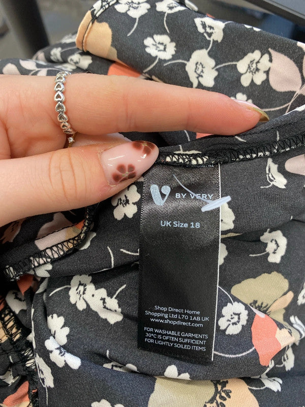 Gorgeous very black multicolour floral tie front dress UK 18 MD002