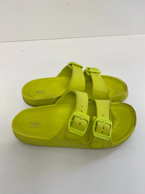 Fabulous M&S collection Lime green sliders Uk3 SS002