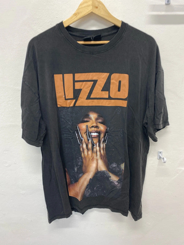 Fabulous Lizzo x Bershka distressed faded T shirt Merch UkL LB005